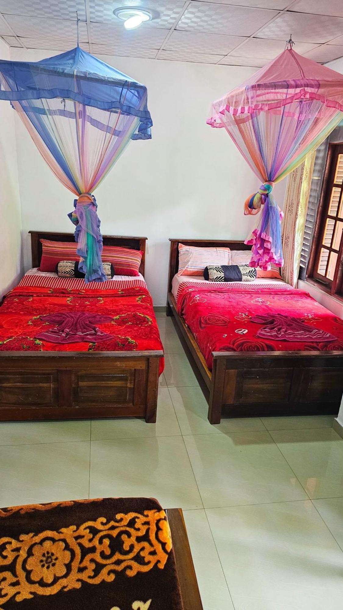 Adams Peak Grand Hotel Nallathanniya Екстериор снимка