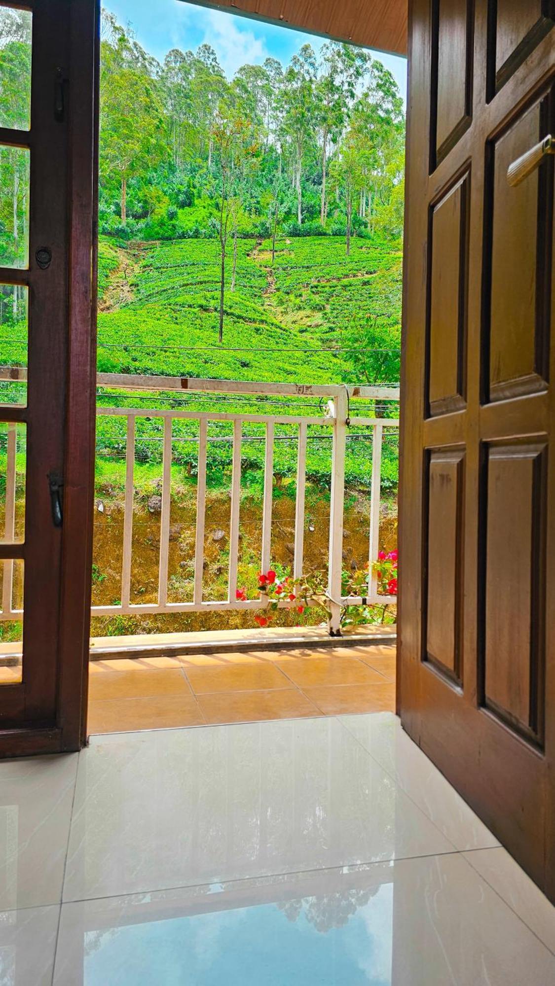Adams Peak Grand Hotel Nallathanniya Екстериор снимка