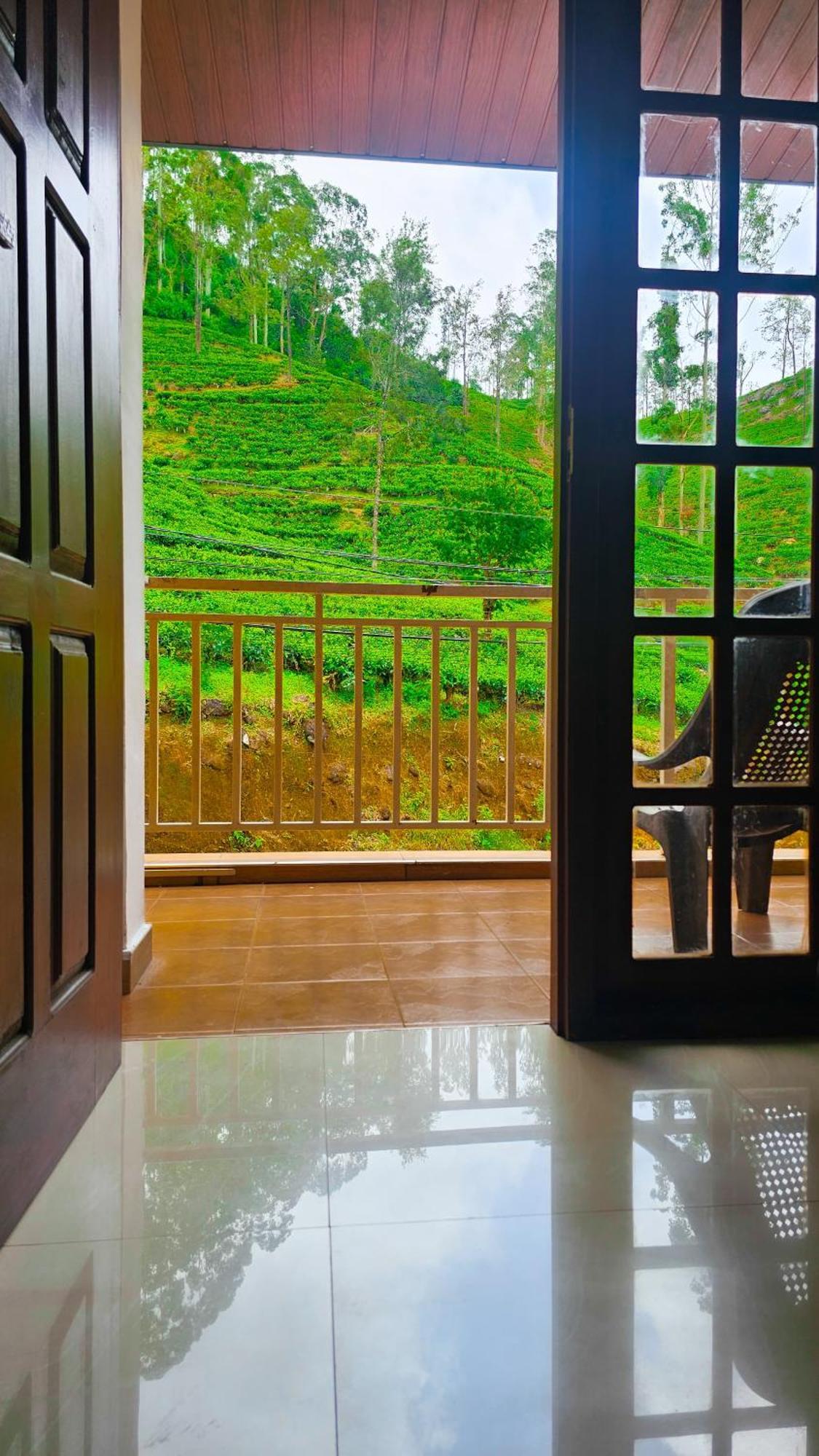 Adams Peak Grand Hotel Nallathanniya Екстериор снимка