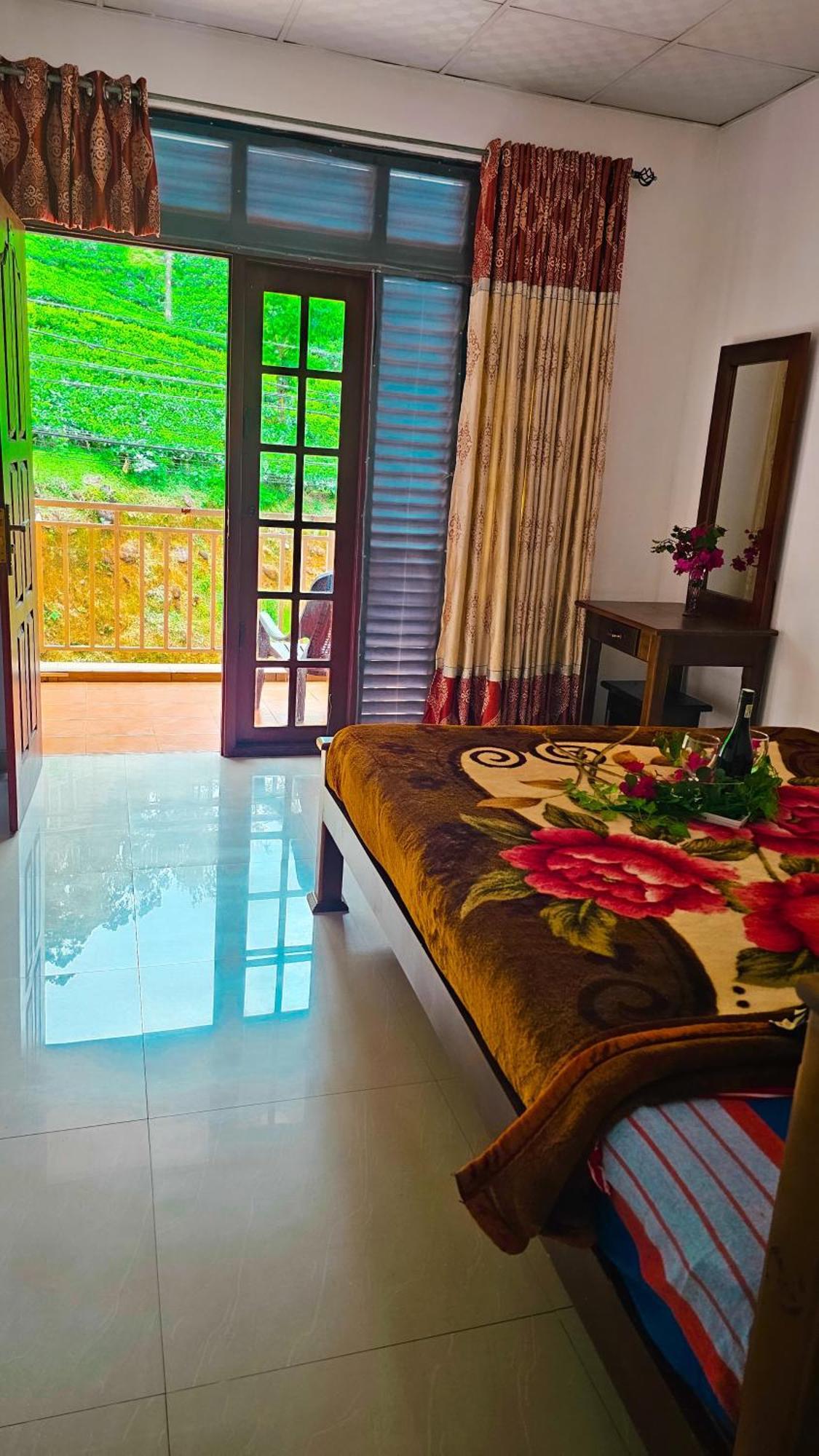 Adams Peak Grand Hotel Nallathanniya Екстериор снимка