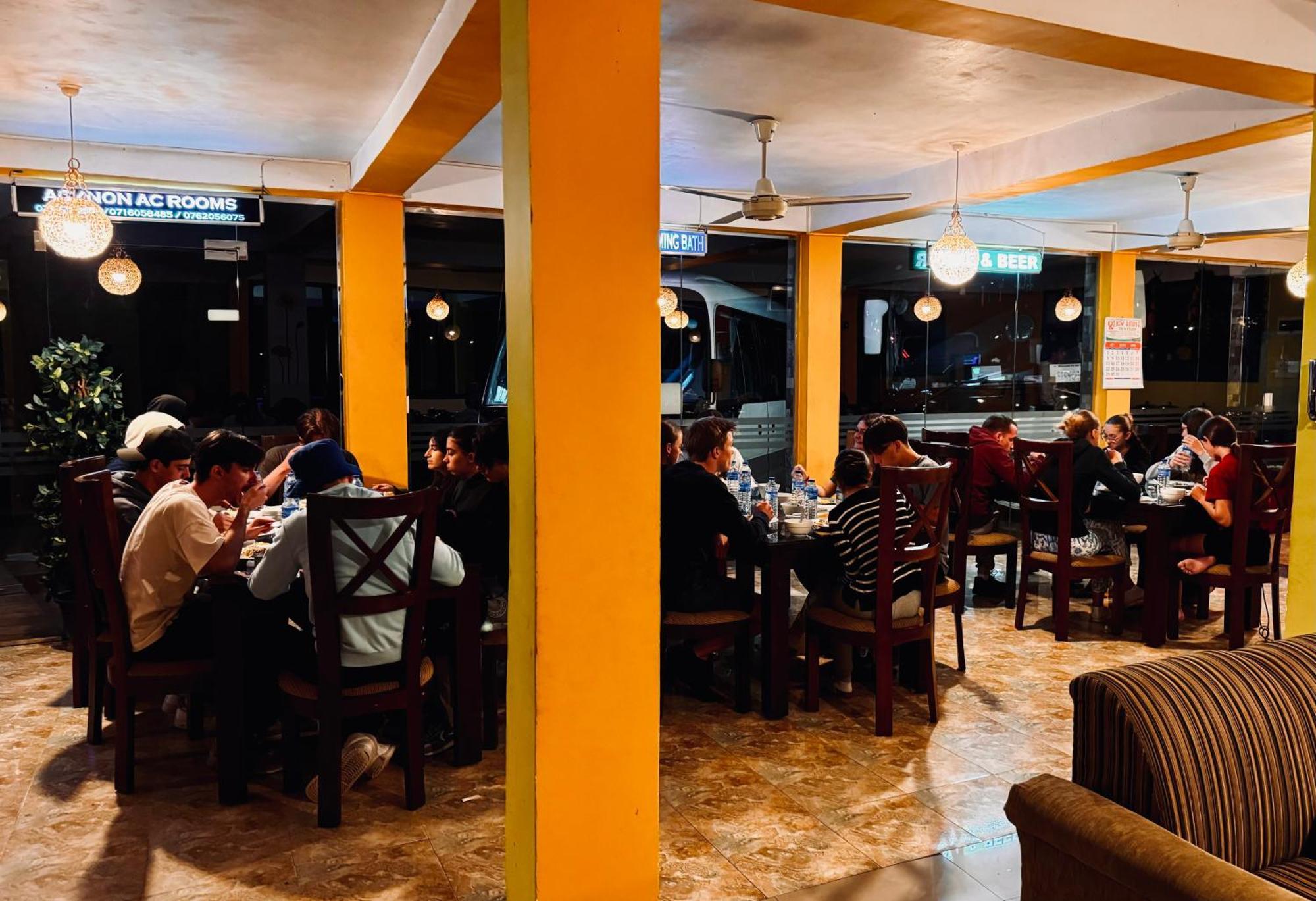 Adams Peak Grand Hotel Nallathanniya Екстериор снимка