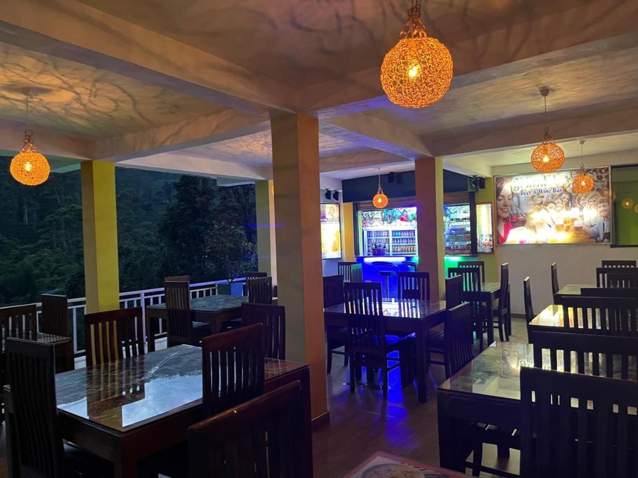 Adams Peak Grand Hotel Nallathanniya Екстериор снимка